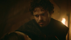 extant_GameOfThrones_3x09-TheRainsOfCastamere_5024