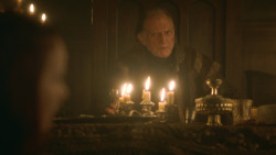 extant_GameOfThrones_3x09-TheRainsOfCastamere_5034
