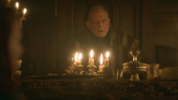 extant_GameOfThrones_3x09-TheRainsOfCastamere_5049