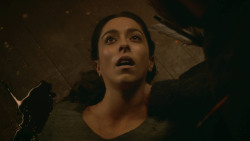 extant_GameOfThrones_3x09-TheRainsOfCastamere_5055