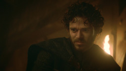 extant_GameOfThrones_3x09-TheRainsOfCastamere_5060