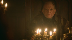 extant_GameOfThrones_3x09-TheRainsOfCastamere_5096
