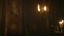 extant_GameOfThrones_3x09-TheRainsOfCastamere_5222