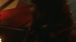 extant_GameOfThrones_3x10-Mhysa_0046