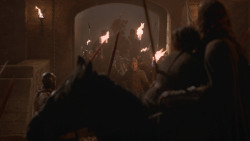 extant_GameOfThrones_3x10-Mhysa_0114