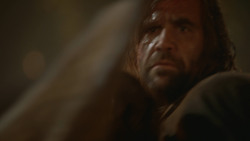extant_GameOfThrones_3x10-Mhysa_0139