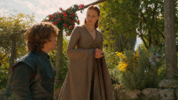 extant_GameOfThrones_3x10-Mhysa_0206