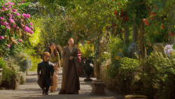 extant_GameOfThrones_3x10-Mhysa_0231
