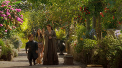 extant_GameOfThrones_3x10-Mhysa_0235