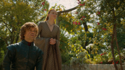 extant_GameOfThrones_3x10-Mhysa_0247