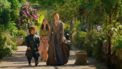 extant_GameOfThrones_3x10-Mhysa_0266