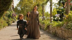 extant_GameOfThrones_3x10-Mhysa_0294