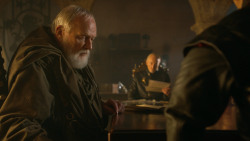 extant_GameOfThrones_3x10-Mhysa_0406
