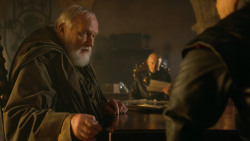 extant_GameOfThrones_3x10-Mhysa_0408