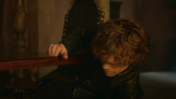 extant_GameOfThrones_3x10-Mhysa_0413