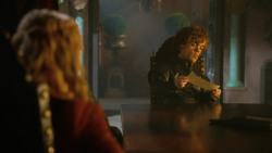 extant_GameOfThrones_3x10-Mhysa_0431