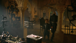 extant_GameOfThrones_3x10-Mhysa_1143