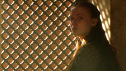 extant_GameOfThrones_3x10-Mhysa_1174