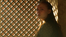 extant_GameOfThrones_3x10-Mhysa_1175