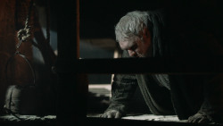 extant_GameOfThrones_3x10-Mhysa_1255