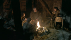 extant_GameOfThrones_3x10-Mhysa_1364