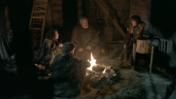 extant_GameOfThrones_3x10-Mhysa_1369