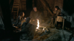 extant_GameOfThrones_3x10-Mhysa_1371