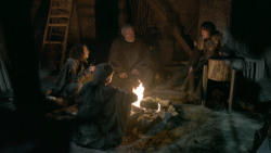 extant_GameOfThrones_3x10-Mhysa_1372