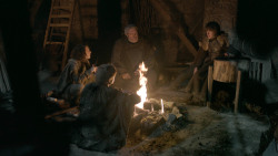 extant_GameOfThrones_3x10-Mhysa_1373