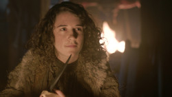 extant_GameOfThrones_3x10-Mhysa_1378