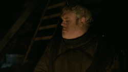 extant_GameOfThrones_3x10-Mhysa_1382