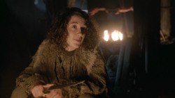 extant_GameOfThrones_3x10-Mhysa_1405