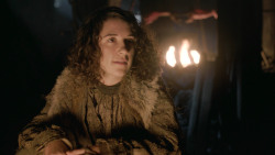 extant_GameOfThrones_3x10-Mhysa_1415