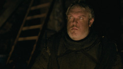 extant_GameOfThrones_3x10-Mhysa_1422