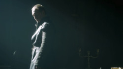 extant_GameOfThrones_3x10-Mhysa_1443