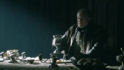 extant_GameOfThrones_3x10-Mhysa_1476