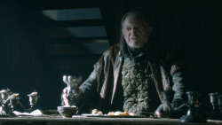 extant_GameOfThrones_3x10-Mhysa_1504