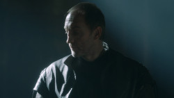 extant_GameOfThrones_3x10-Mhysa_1514