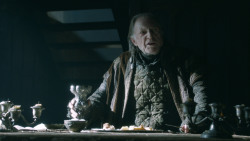 extant_GameOfThrones_3x10-Mhysa_1518