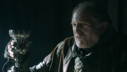 extant_GameOfThrones_3x10-Mhysa_1604