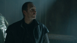 extant_GameOfThrones_3x10-Mhysa_1608