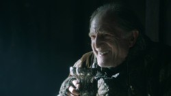 extant_GameOfThrones_3x10-Mhysa_1612