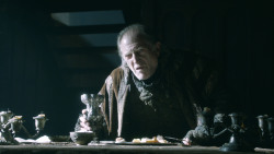 extant_GameOfThrones_3x10-Mhysa_1642