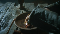 extant_GameOfThrones_3x10-Mhysa_1700