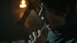 extant_GameOfThrones_3x10-Mhysa_1704