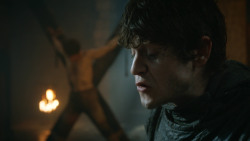extant_GameOfThrones_3x10-Mhysa_1711