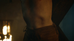 extant_GameOfThrones_3x10-Mhysa_1718