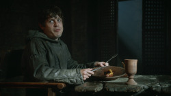 extant_GameOfThrones_3x10-Mhysa_1741