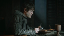 extant_GameOfThrones_3x10-Mhysa_1762