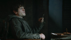 extant_GameOfThrones_3x10-Mhysa_1773